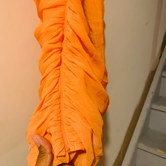 Top - Picture 2 of 4